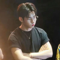 Hùng Huỳnh