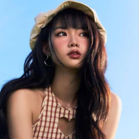 Nguyễn Lê Ngọc Ánh Sáng - Aza