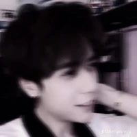 𝓠.𝓗𝓾̀𝓷𝓰🐼