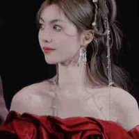 Orm Kornnaphat(nàng)