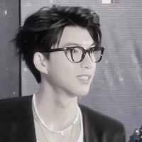 ᡣ𐭩 Minh Hiếu