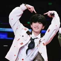 Tả Kỳ Hàm- cậu