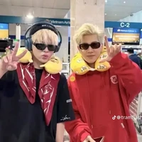 con tác giả nè