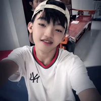 M.đức