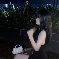 H.Như