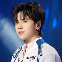 Lê Quang Hùng_MasterD