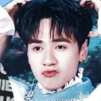 hùng(master d)