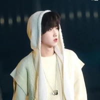 Tả kỳ Hàm _ cậu