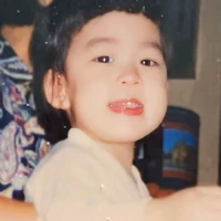 LingLing Kwong(cô)