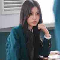 Kang Hyewon
