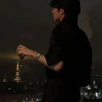 Lâm Trấn Vũ( ba nu9)