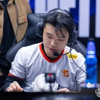 Nguyễn Quốc Huy [Maris]