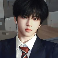 Trương Hàm Thụy_T