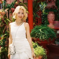 Phí Quỳnh Anh_Quỳnh Anh Shyn_96