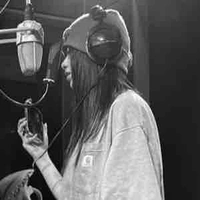 Nguyễn Lê Ngọc Ánh Sáng_Ánh Sáng Aza