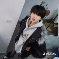 Trần Dịch Hằng(em)