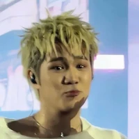 Hoàng Đức Duy(hồi bé)