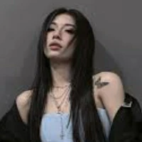 Trần Thảo Linh-Lyhan(cô)