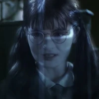 Myrtle khóc nhè