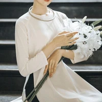 bà Hoàng