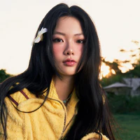 Nguyễn Lê Ngọc Ánh Sáng - Ánh Sáng Aza