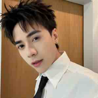 Lê Quang Hùng 