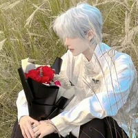 White•|Cục trắng|•