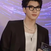 #Trần Minh Hiếu - HIEUTHUHAI