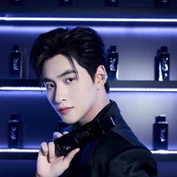 Huỳnh Hoàng Hùng (Hùng Huỳnh)