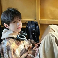 Lục Nam Phong-na9 lúc nhỏ- 11 tuổi