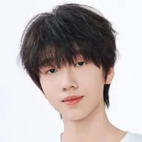 Nhiếp Vĩ Thần