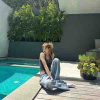 Lalisa Manobal ( Cô )