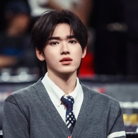 Tống Á Hiên