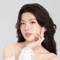 Nguyễn Lê Diễm Hằng_Lamoon(em)