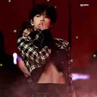 Trương Hàm Thuỵ- y