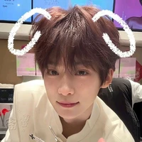 Ngô Sở Uý_sinh viên năm hai