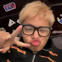Con Đĩ Tác Giả