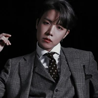 Kim Hoseok/Anh