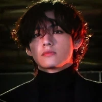 Kim Taehyung/Hắn