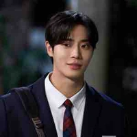 Choi Gun Woo  