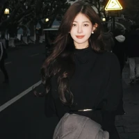 Nhược Lan( mẹ Tần Mặc)