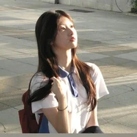 Khả Hân (bạn cùng bàn MH)