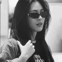Lingling Kwong 