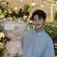 Hoàng Hùng/Hùng Huỳnh