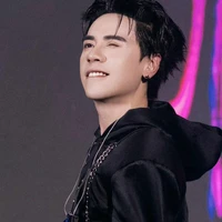 Quang Hùng (O)