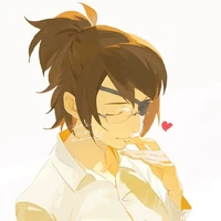 Hange Zoe - Thiếu Úy