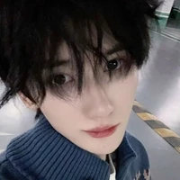 Dư Vũ Hàm - Cậu