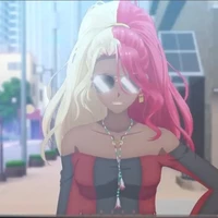 Alice Summerwood (Queen)