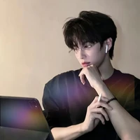 Hứa thế Vỹ