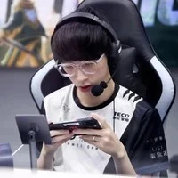 đới khải huân bmg kai